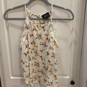 NWT Fifty Street Floral tank large yellow and cream